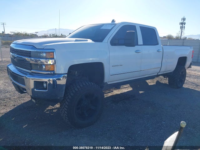 Chevrolet Silverado 2500hd Ltz 2015 1GC1KWE86FF150281 Image 2