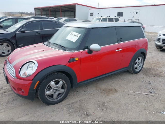 2009 MINI COOPER CLUBMAN WMWML33509TN68808 Photo 1