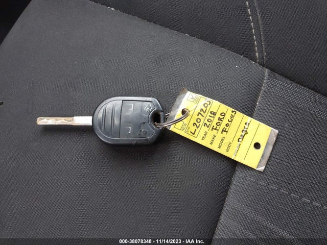 2018 FORD FOCUS SE VIN: 1FADP3K22JL207203