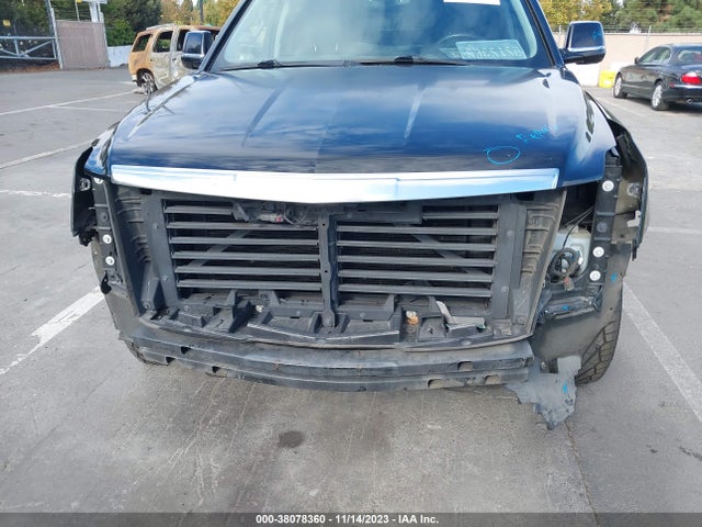 1GYS3GKJ0HR242125 Cadillac Escalade Esv Standard