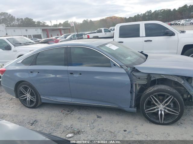 1HGCV3F95NA007793 Honda Accord Hybrid Touring