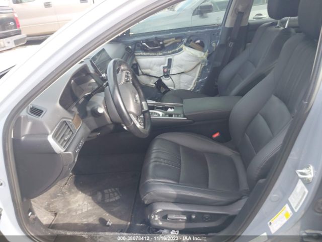 1HGCV3F95NA007793 Honda Accord Hybrid Touring
