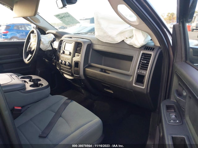 2015 RAM 1500 EXPRESS VIN: 1C6RR6KT5FS762574