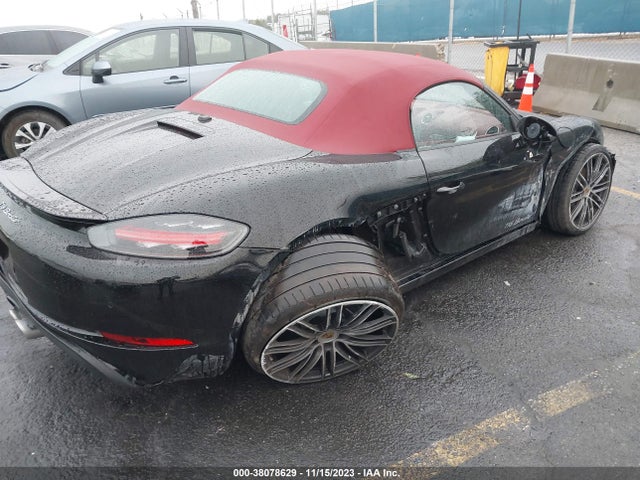 Porsche 718 Boxster T 2022 WP0CA2A84NS205634 Image 4