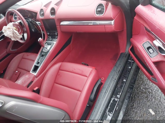 Porsche 718 Boxster T 2022 WP0CA2A84NS205634 Image 5