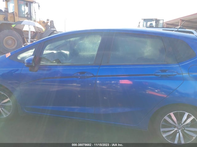 2015 HONDA FIT EX VIN: 3HGGK5G83FM737377