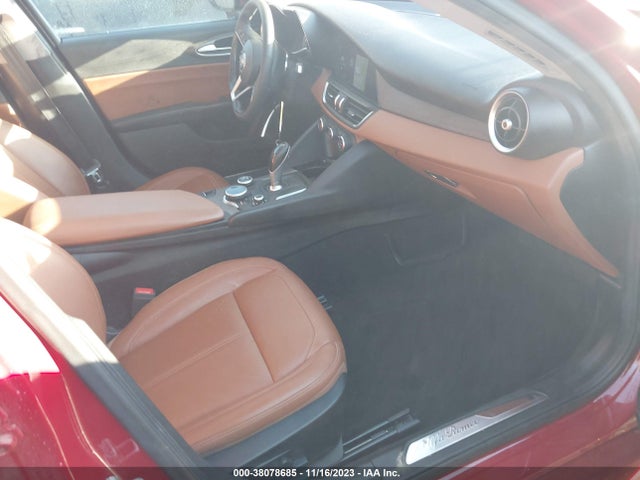 ZARFAEEN3J7592565 Alfa Romeo Giulia Ti Awd