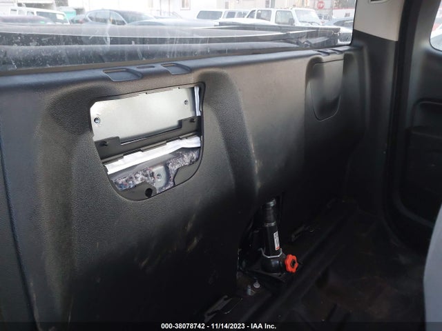 Chevrolet Colorado Wt 2018 1GCHSBEA1J1305755 Image 8