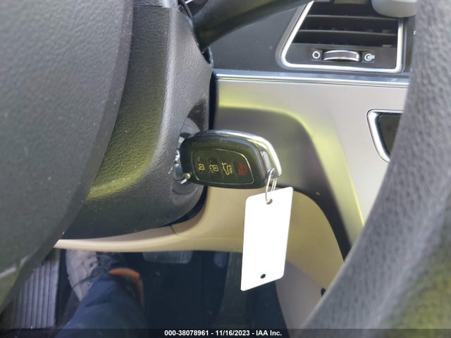 2015 HYUNDAI SONATA SE VIN: 5NPE24AF8FH199448