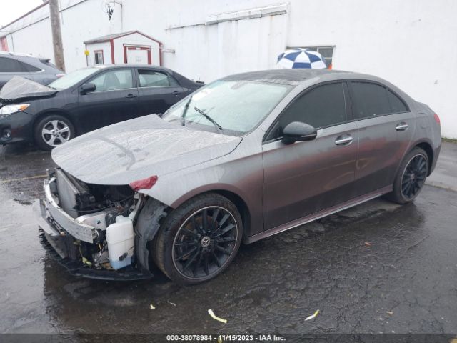WDD3G4FBXKW020092 Mercedes-Benz A 220 4matic