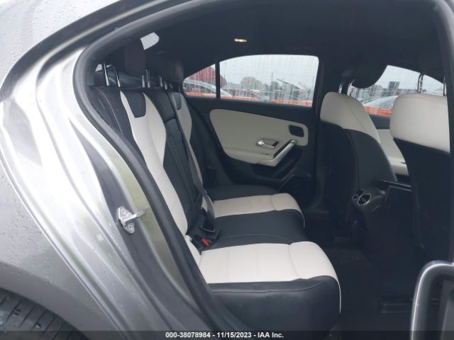 WDD3G4FBXKW020092 Mercedes-Benz A 220 4matic