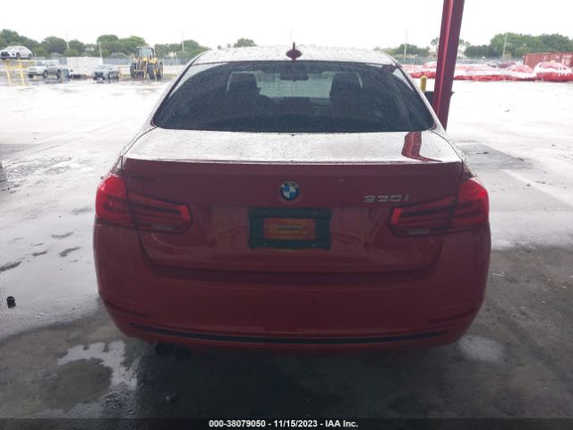 WBA8B9G3XHNU55404 BMW 330I