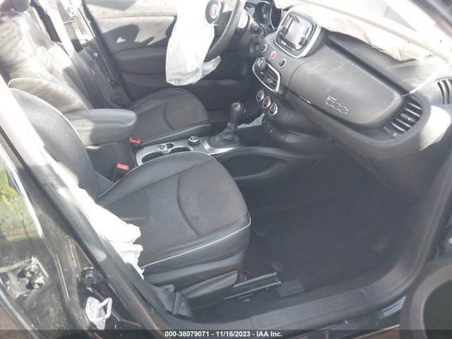 2017 FIAT 500X ZFBCFXCB9HP580923 Photo 4