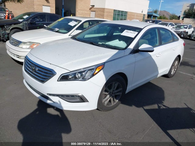 2015 HYUNDAI SONATA SE VIN: 5NPE24AF0FH007732