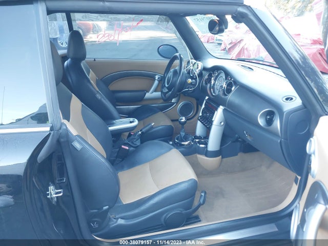 2005 MINI COOPER S WMWRH33525TF85680 Photo 4