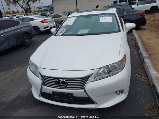 JTHBK1GG8F2164247 Lexus ES 350