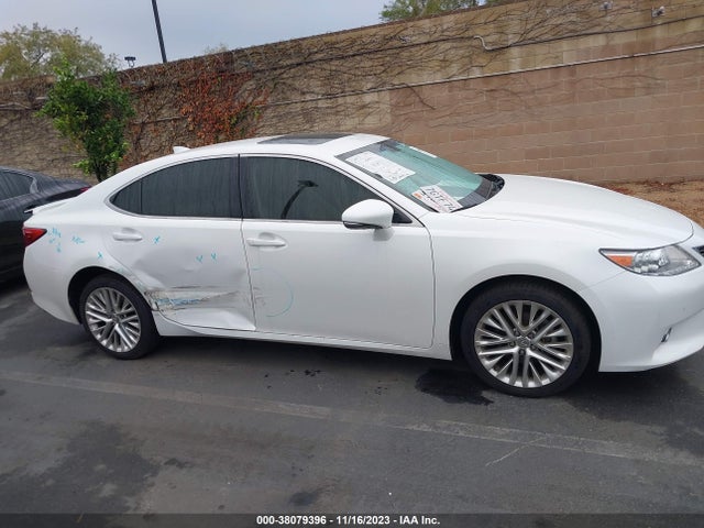 JTHBK1GG8F2164247 Lexus ES 350