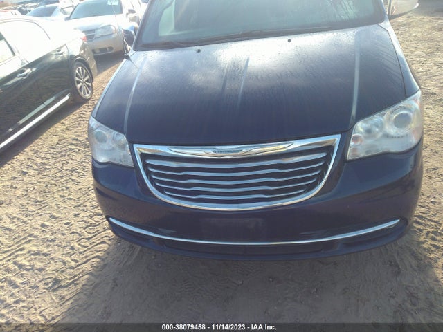 2C4RC1GG1FR708909 Chrysler Town & Country Limited Platinum