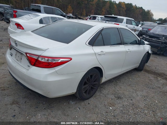 Toyota CAMRY SE 2015 4T1BF1FK9FU046655 Image 4
