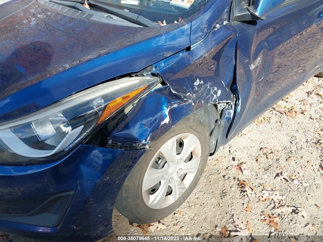 2016 HYUNDAI ELANTRA SE VIN: 5NPDH4AE4GH720829