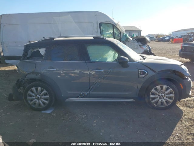 2018 MINI COUNTRYMAN COOPER S VIN: WMZYT5C32J3E61376