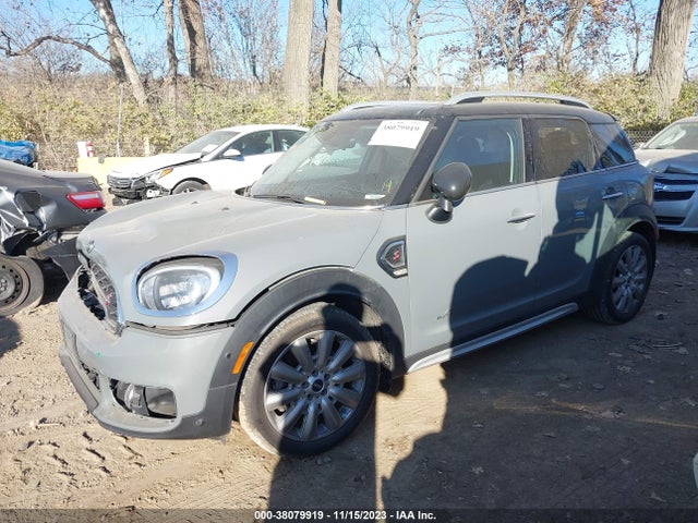 2018 MINI COUNTRYMAN COOPER S VIN: WMZYT5C32J3E61376