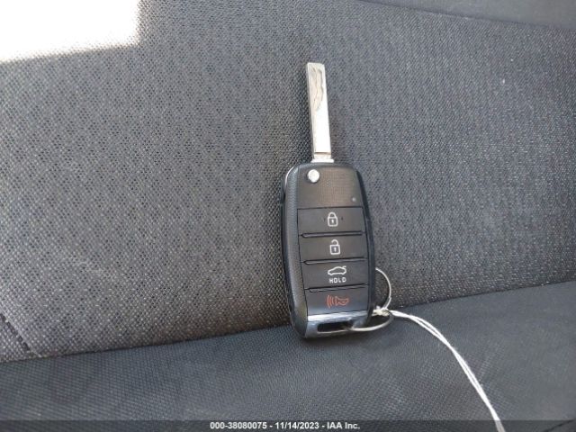 5XXGT4L36GG032091 KIA Optima Lx