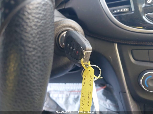 Chevrolet Trax Lt 2019 3GNCJLSB2KL405414 Image 11