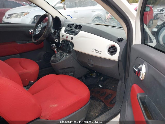 2015 FIAT 500 3C3CFFAR4FT585886 Photo 4