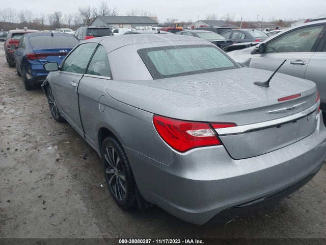 2013 CHRYSLER 200 S VIN: 1C3BCBGGXDN723530