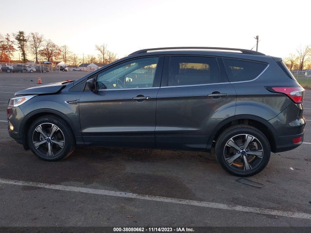 2017 FORD ESCAPE SE VIN: 1FMCU9GD3HUB48271