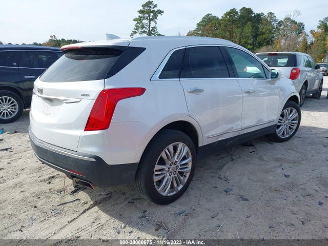 1GYKNCRS2HZ283938 Cadillac Xt5 Premium Luxury