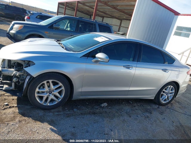 2015 FORD FUSION SE VIN: 1FA6P0HD4F5113366