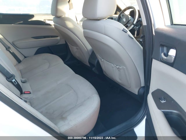 KIA Optima Lx 2018 5XXGT4L34JG227453 Image 8