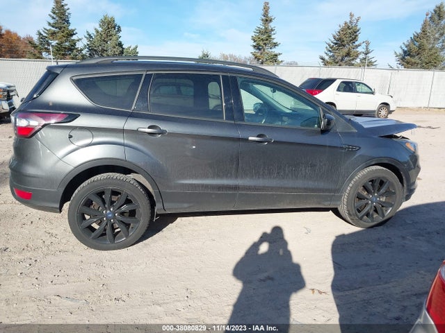 2018 FORD ESCAPE SE VIN: 1FMCU9GD0JUD47977