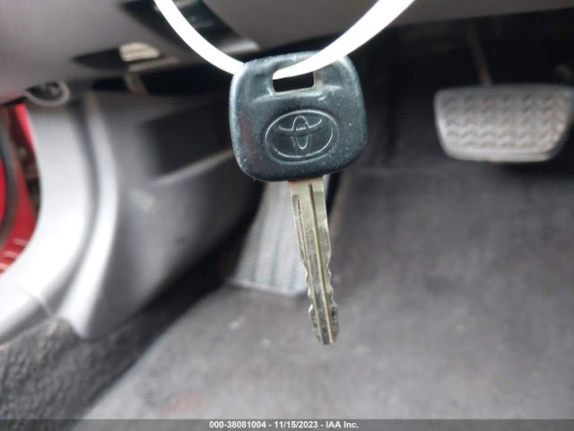 2001 TOYOTA CELICA GT VIN: JTDDR32T610108382