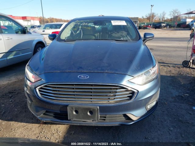 3FA6P0HD7KR107942 Ford FUSION SE