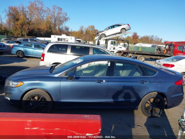 3FA6P0HD7KR107942 Ford FUSION SE