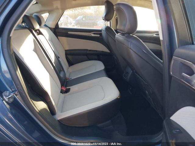 3FA6P0HD7KR107942 Ford FUSION SE
