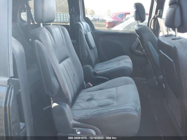 2C4RDGEG0KR759878 Dodge Grand Caravan Gt