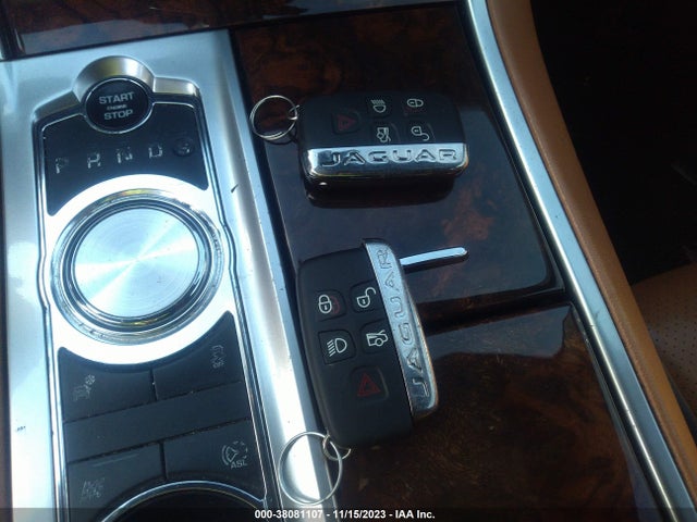 2015 JAGUAR XF SAJWA0F7XF8U49063 Photo 10