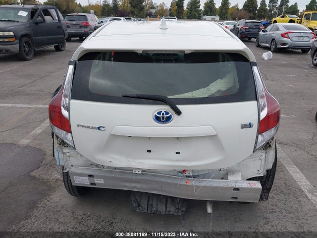 Toyota Prius C Two 2015 JTDKDTB36F1110317 Image 17