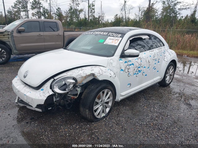 3VWJD7AT0KM719031 Volkswagen Beetle 2.0t Se