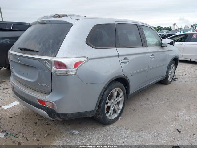 Продаж на аукціоні авто 2015 Mitsubishi Outlander Se, vin: JA4AD3A39FZ013430, номер лоту: 38081243