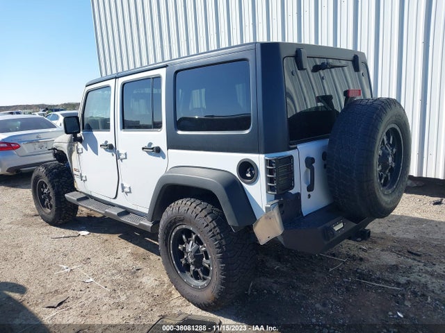 2015 JEEP WRANGLER UNLIMITED SPORT VIN: 1C4BJWDG4FL565617
