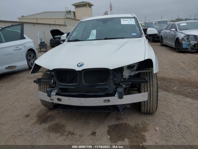 2017 BMW X3 5UXWX9C31H0T22981 Photo 5