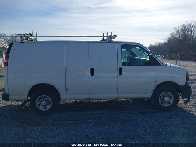Chevrolet Express 2500 Work Van 2019 1GCWGAFPXK1242999 Image 13