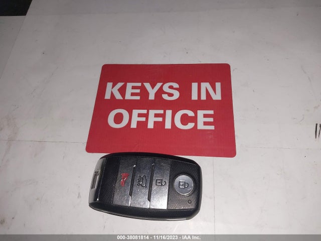 2017 KIA NIRO LX VIN: KNDCB3LCXH5080923