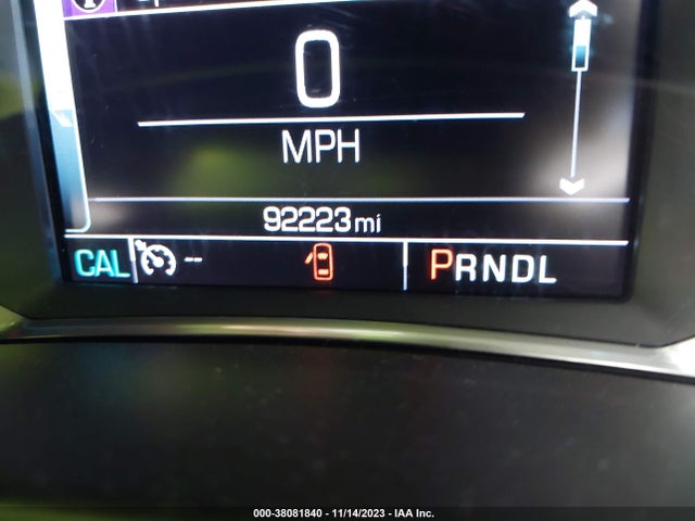 2GNAXKEX1J6136526 Chevrolet EQUINOX LT