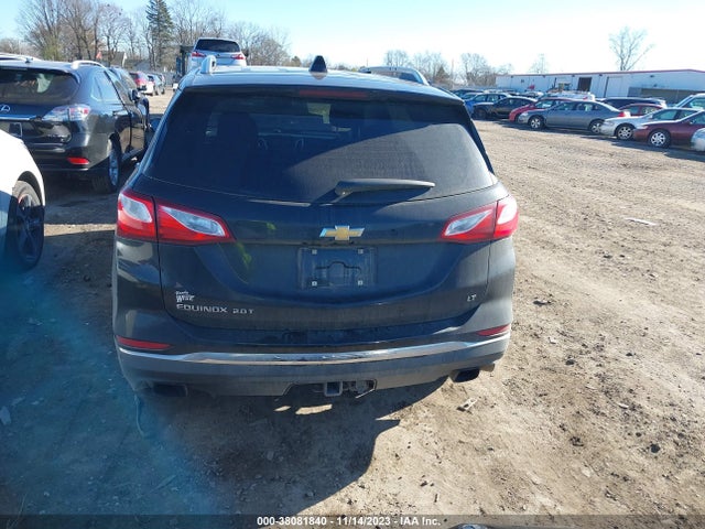 2GNAXKEX1J6136526 Chevrolet EQUINOX LT